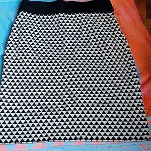 Super soft sweater material skirt xs white house black market